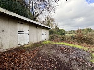 Photo 32- click for photo gallery